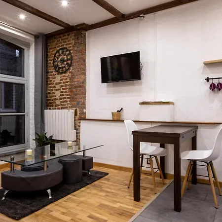 Modern And Functional In Old Town 公寓