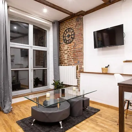 Modern And Functional In Old Town 公寓 *